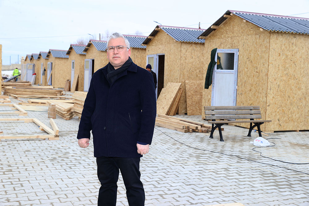 Doğanşehir'e Ahşap Konteyner Kuruluyor